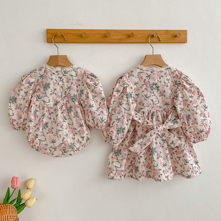 Vêtements assortis pour sœurs, barboteuse florale pour petites filles, robe de princesse à col de poupée